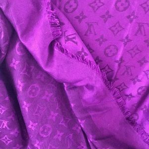 Louis Vuitton scarf, wool and silk